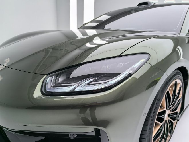 2026北京车展：抢先静态品鉴方程SL与概念跑车