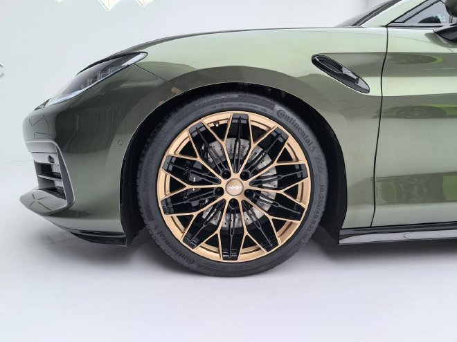 2026北京车展：抢先静态品鉴方程SL与概念跑车