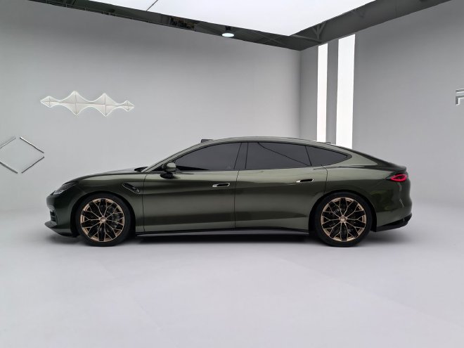 2026北京车展：抢先静态品鉴方程SL与概念跑车