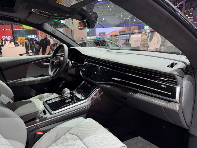 2026北京车展：AUDI E7X领衔多款车型亮相/新款SQ8上市