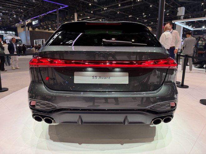 2026北京车展：AUDI E7X领衔多款车型亮相/新款SQ8上市