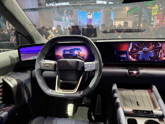 2026北京车展：AUDI E7X领衔多款车型亮相/新款SQ8上市