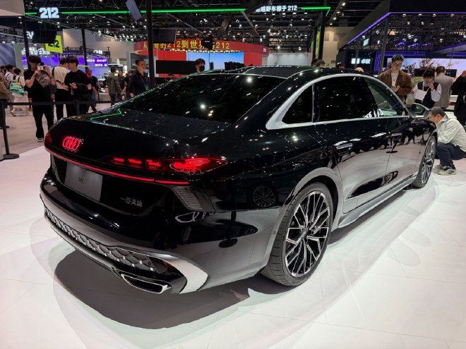 2026北京车展：AUDI E7X领衔多款车型亮相/新款SQ8上市