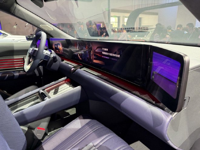 2026北京车展：AUDI E7X领衔多款车型亮相/新款SQ8上市