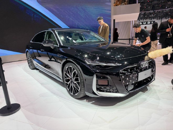 2026北京车展：AUDI E7X领衔多款车型亮相/新款SQ8上市