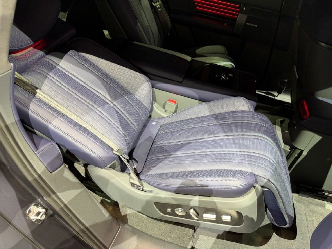 2026北京车展：AUDI E7X领衔多款车型亮相/新款SQ8上市