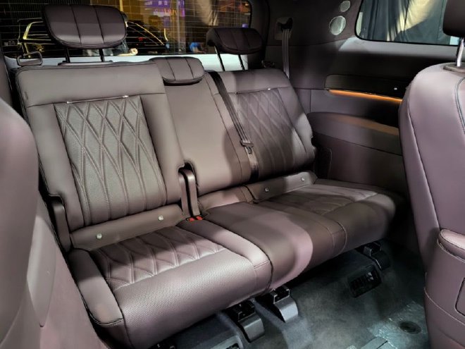 2026北京车展：智界V9正式开放亮相