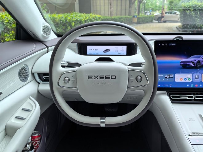赛级操控家用首选 抢先试驾2027款星途ES