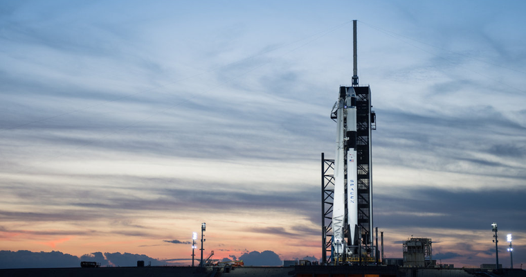 SpaceX载人龙飞船无人首飞