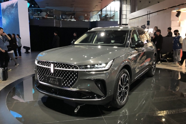 2023上海车展:全新一代林肯航海家上市-新浪汽车