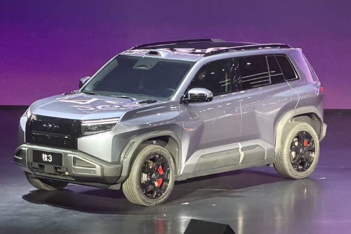 方程豹钛3闪充版上市 售15.38-16.98万元