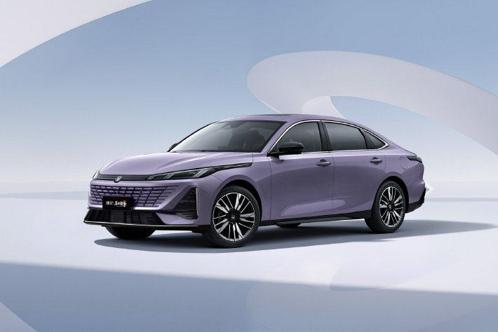 长安第四代逸动/CS75PLUS蓝鲸超擎上市交付 抢购价7.99万起