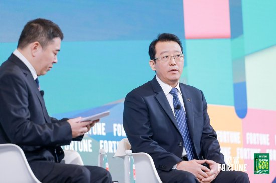 广汽集团总经理冯兴亚：中国汽车企业走出国门走向全球，是必然趋势