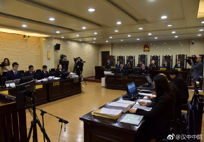 直播:直击张扣扣杀人案庭审现场