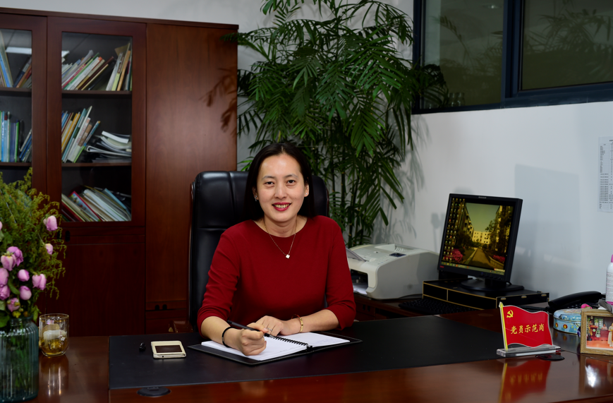 《校长说·解密校园特色文化》之杭州市丁兰实验中学校长赵骎