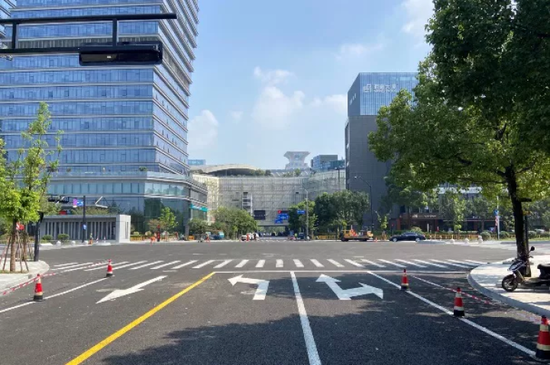 杭州滨江江晖路地面道路正式通车 望江隧道全部开放