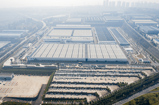 问界m5冲高端赛力斯两江智慧工厂秀实力