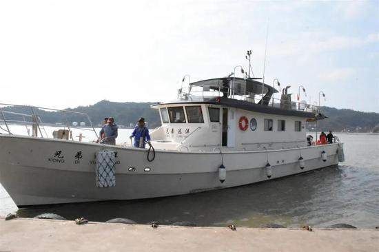 兄弟远洋号深海海钓船回航满载近4000斤渔获归来