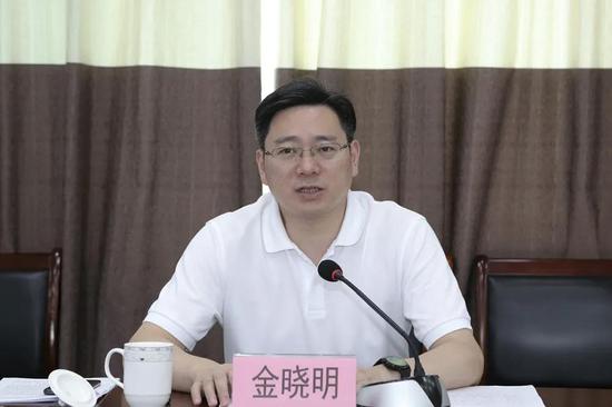 越城区委书记金晓明督查空气质量达标进位