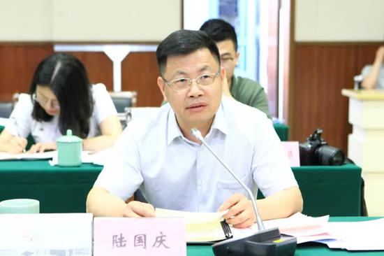 陆国庆,市新联会会长 &nbsp;浙江中行律师事务所主任