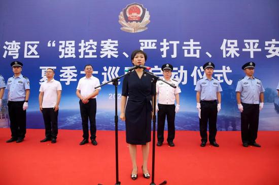 巡防暨铁骑队启动仪式就在这里举行,龙湾区委副书记,政法委书记林小露