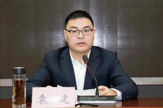 区委副书记,区长袁建讲话,区领导何浩挺,汤枥均,盛卓异,赵腾飞,钟建荣