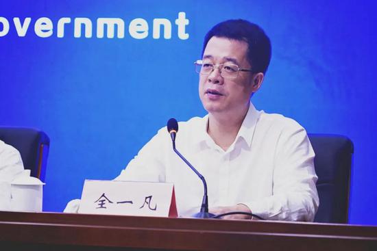 鹿城区人民政府副区长全一凡