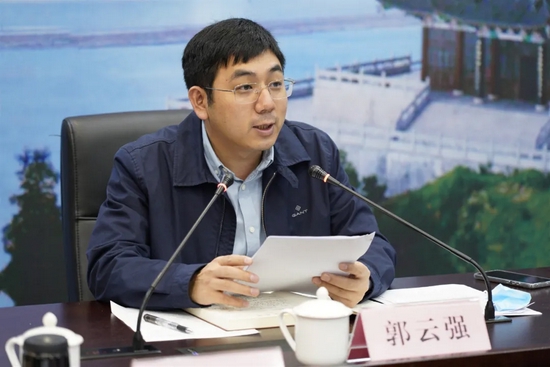 10月23日上午,全市疫情防控研判会后,区委副书记,区长郭云强主持召开