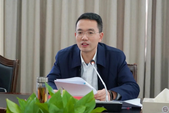 县长李剑锋调研财税工作