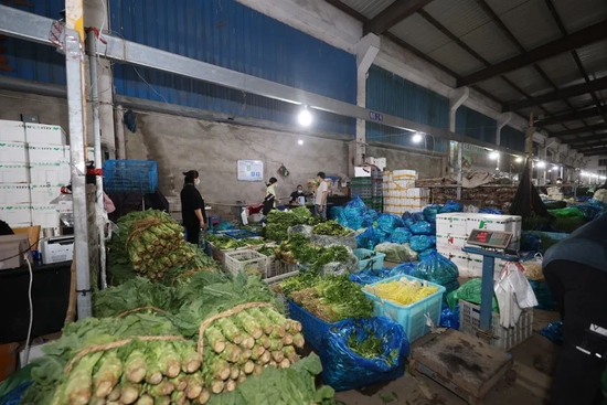 平湖农批市场现场今日零点复市!一起走进现场