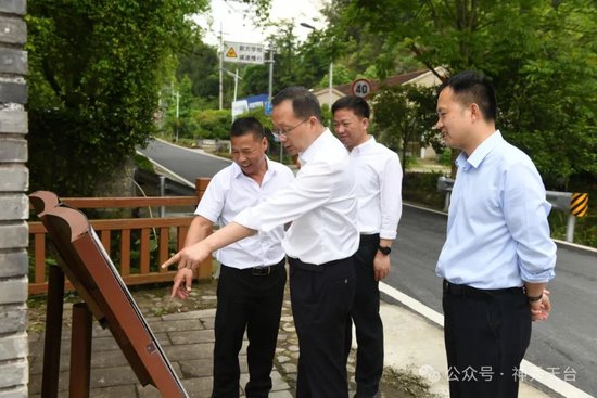 县委书记陈晨深入各乡镇(街道)走访调研