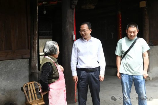 县委书记陈晨深入各乡镇(街道)走访调研