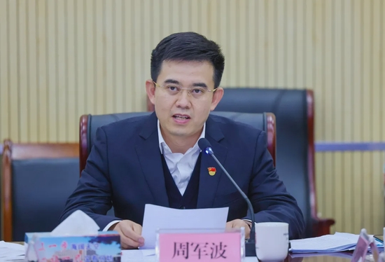 平湖开展实战演练筑牢疫情防控安全线