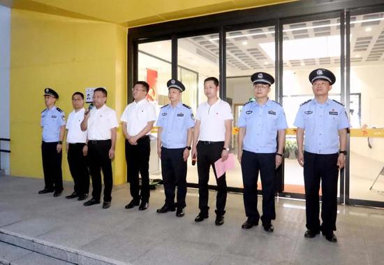 瑶溪派出所启动夏季平安大巡防仪式