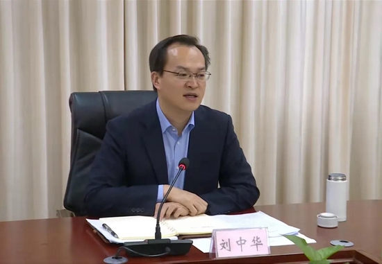 县委书记刘中华听取农业招引情况汇报