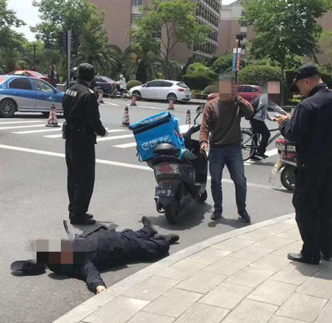 浙大保安外卖小哥被捅死是怎么回事 外卖员随身带刀是积怨已久