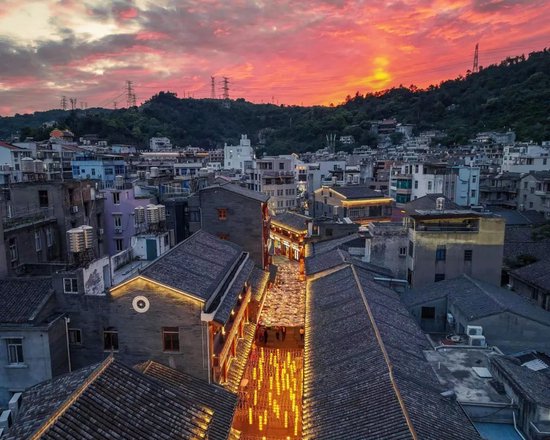 玉环上空,频现绚烂晚霞!