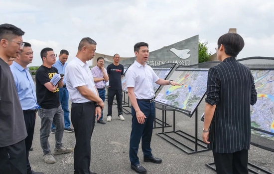 玉环市市长杜年胜实地督查五水共治工作