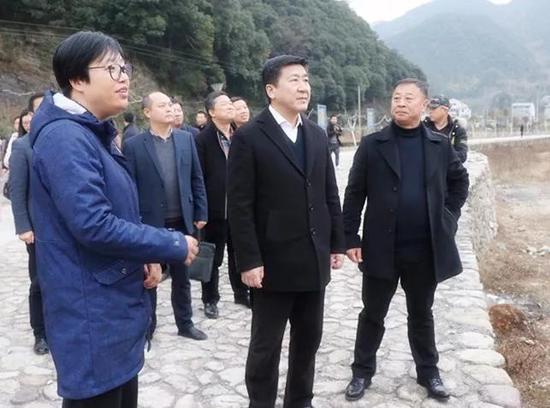 徐淼赴宁溪屿头调研西部乡村振兴和薄弱村消除工作_台州频道_新浪浙江