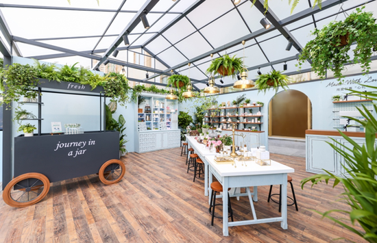 fresh馥蕾诗携手致颜美肤品牌代言人唐嫣 揭幕"wild lab大自然实验室"