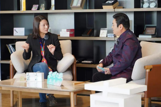 此次首播邀请到了苏州博物馆党总支书记,常务副馆长谢晓婷女士作为