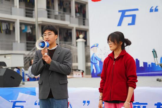 江山市第五中学:诈骗分子的套路被这群学生识破了
