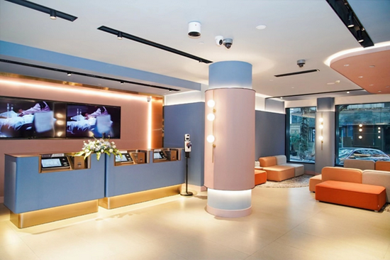 (图/汉庭3.5酒店大堂)