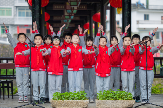 见字如面展信如晤下姜村自发举行见字如面村民阅读大会