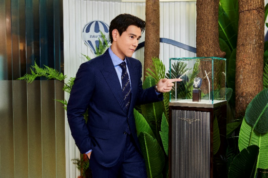 浪琴表携手彭于晏揭幕"先锋之旅"飞行主题时计展