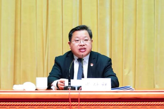 就贯彻落实会议精神,盛付祥强调:要更加坚定勇争一流的不变追求建党