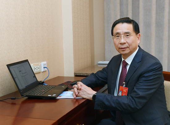 全国人大代表郑杰建议: 进一步加快我国科技创新 深入推动高质量发展