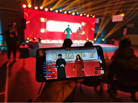 (卓尚服饰云年会线上直播)