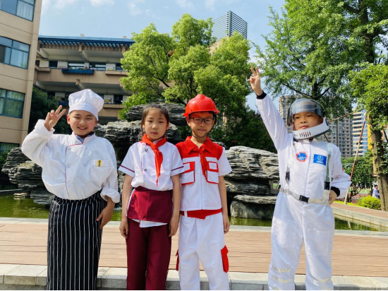 杭州市外语实验小学你好20年后的我