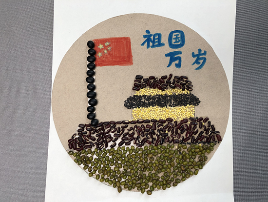 青蓝青华实验小学:小小种子画,创意无限大